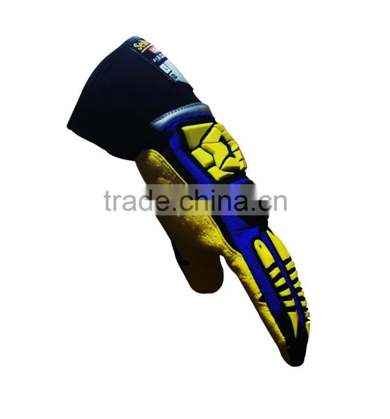 EN388 4242 winter cold weather breathable PVC dots Anti Slip Hipora insert oil and gas high impact safety gloves