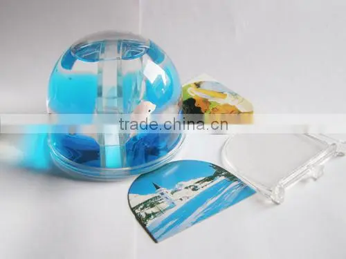 Magic Christmas Gift Snow Globe