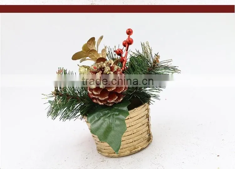 New Arrival Small Pine Placed In The Desktop Mini Christmas Tree Decoration