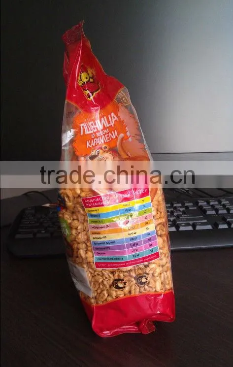 Automatic stand up pouch snacks packing machine