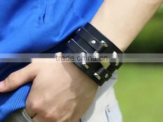 Hot Unisex Men Womens Wide Leather Belt Bracelet Wristband Bangle Jewelry Party