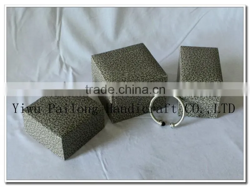 Luxury gift watch box with hot sale popular plastic jewelry box