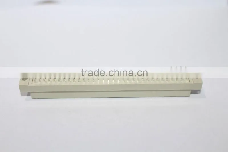 Eurocard connector female v/t 3 row 64 pin