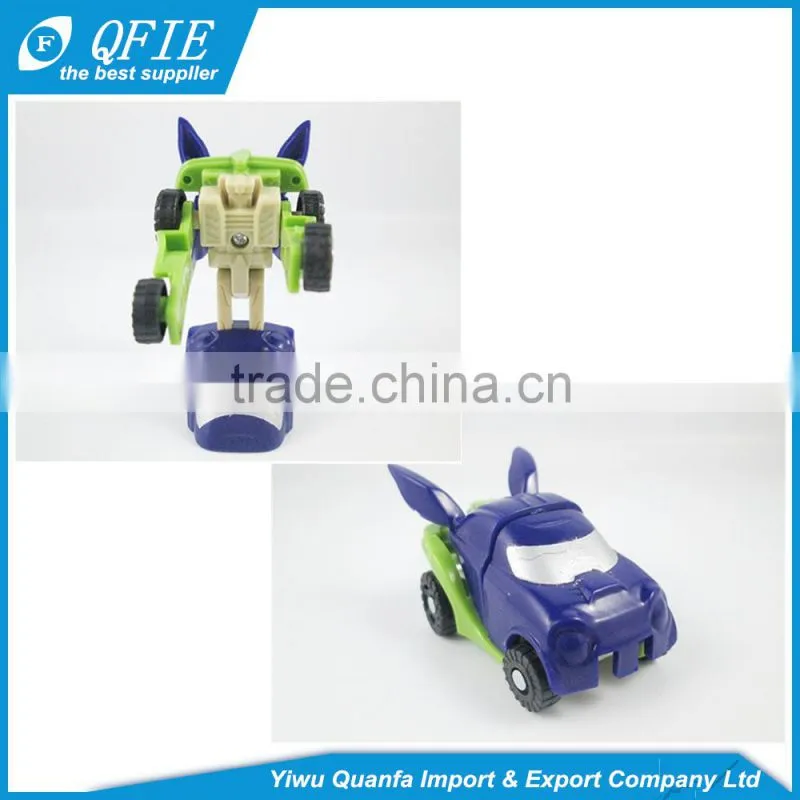 Hot selling 5cm change form robot mini kids plastic car toys for coin operated machine