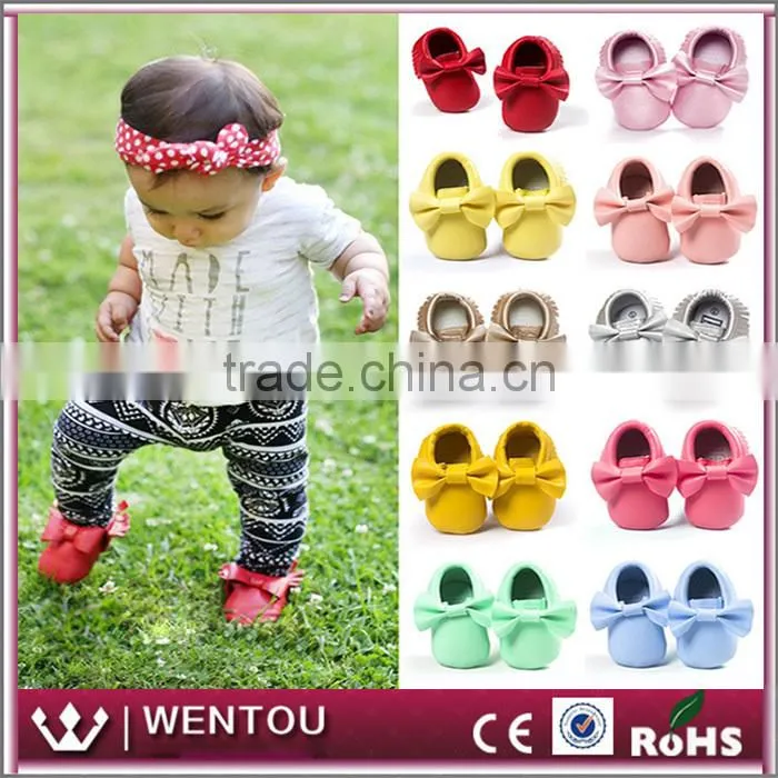 Wholesale Fashionable Bow Leather Baby Moccasins with Tassels
