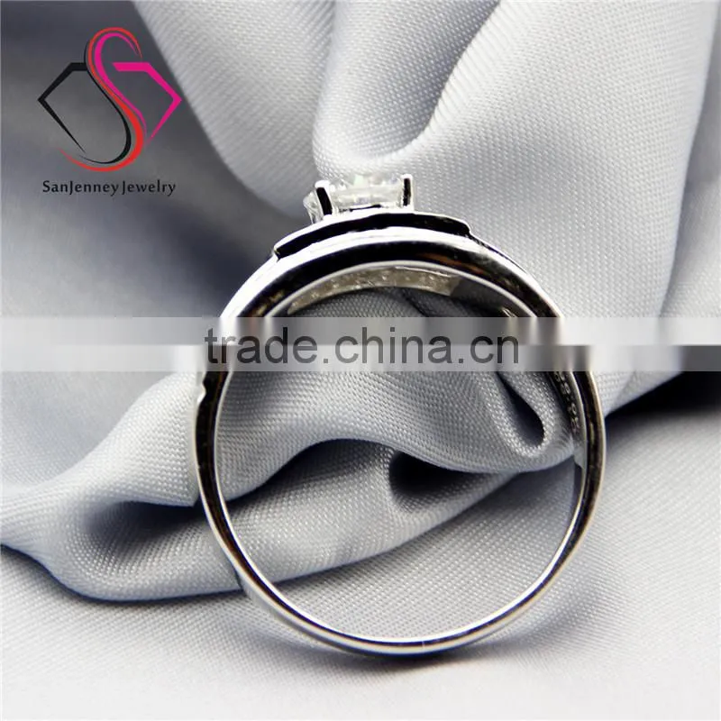 Round Brilliant Cut Moissanite 1.5CT 7.5mm Center 14k 18k White Gold Diamond Wedding Band for Men