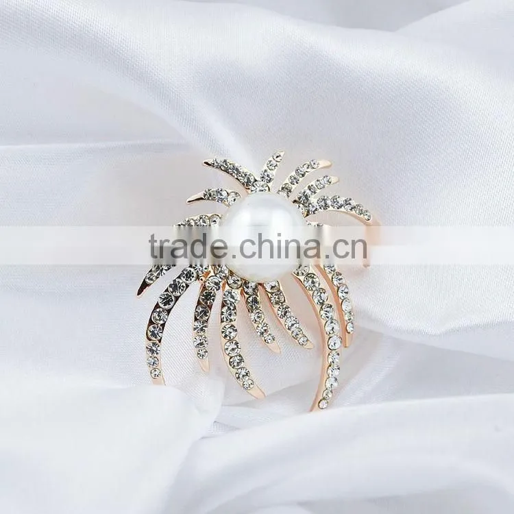 OEM Manufacture Palm Tree Brooch