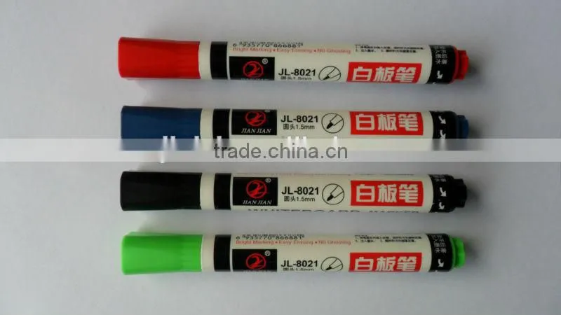 Dry wipe off whiteboard marker pen