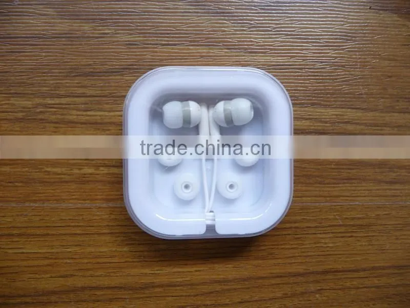 Square shape promotion colorful cute and pocket cheap earphone case