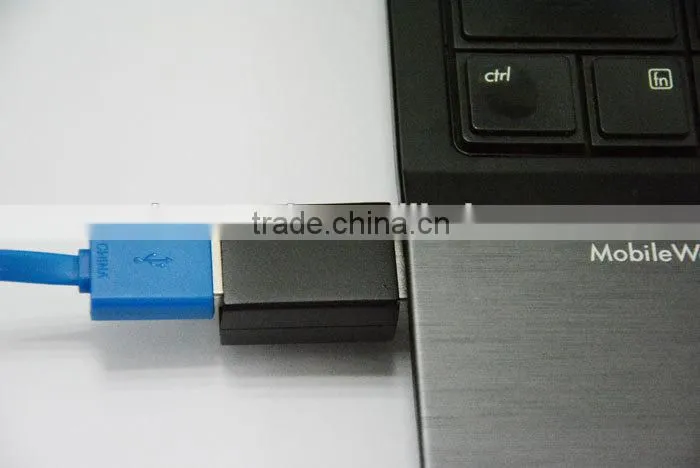 Data protect smart usb power adapter for ipad