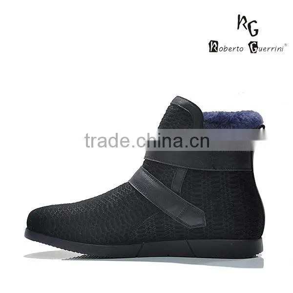 china latest designed boot for man