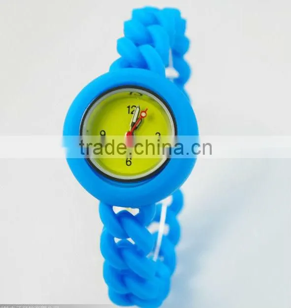 2013 hot selling new digital watch 2013