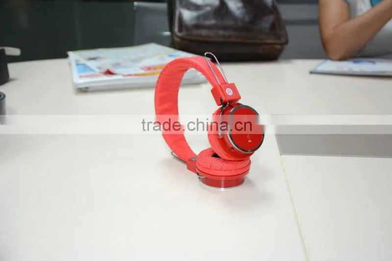 Best quality Exclusive over ear stereo wireless bluetooth headphone