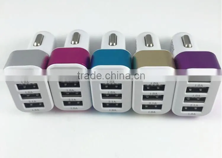 Shenzhen Factory New Design Wholesale 4 Port USB Car Charger