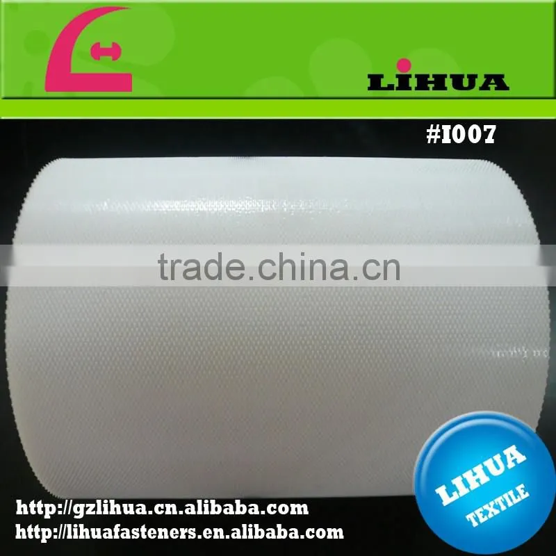 Guangzhou manufacturers supply color transparent nylon plastic hook