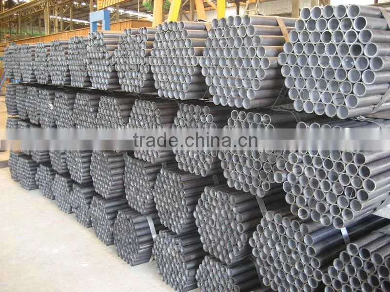 HOT ROLLED SEAMLESS STEEL PIPE FOR GAS AND OIL