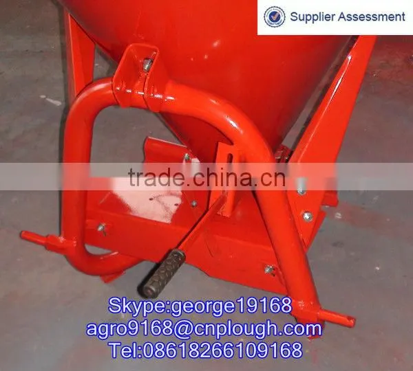 Small tractor Funnel-shaped agricultural fertilizer spreader