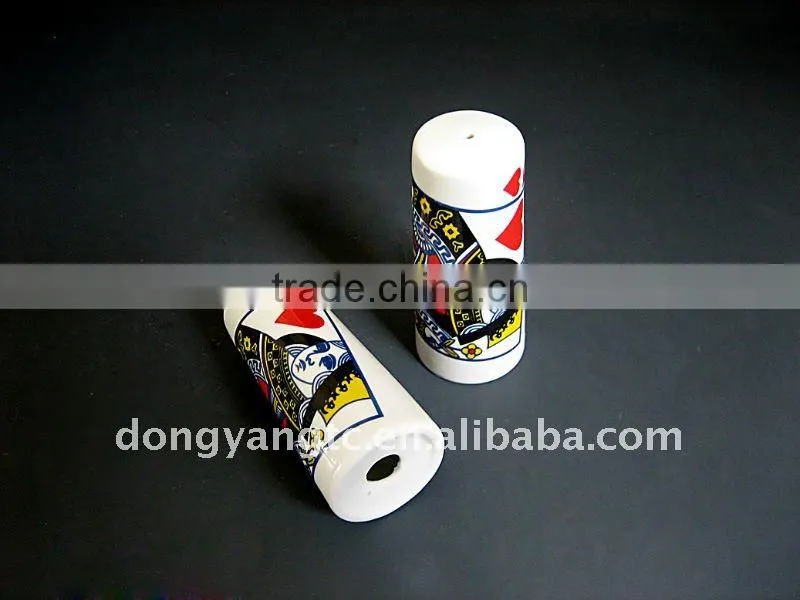 Ceramic seasoning bottle