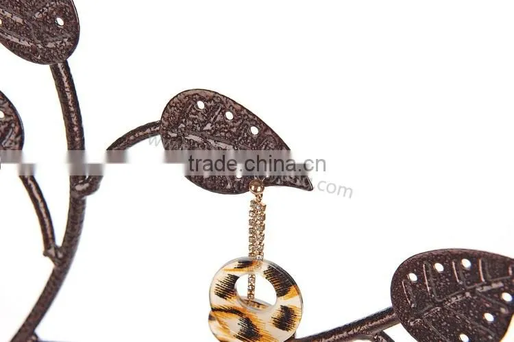 Metal bird jewelry tree display stand