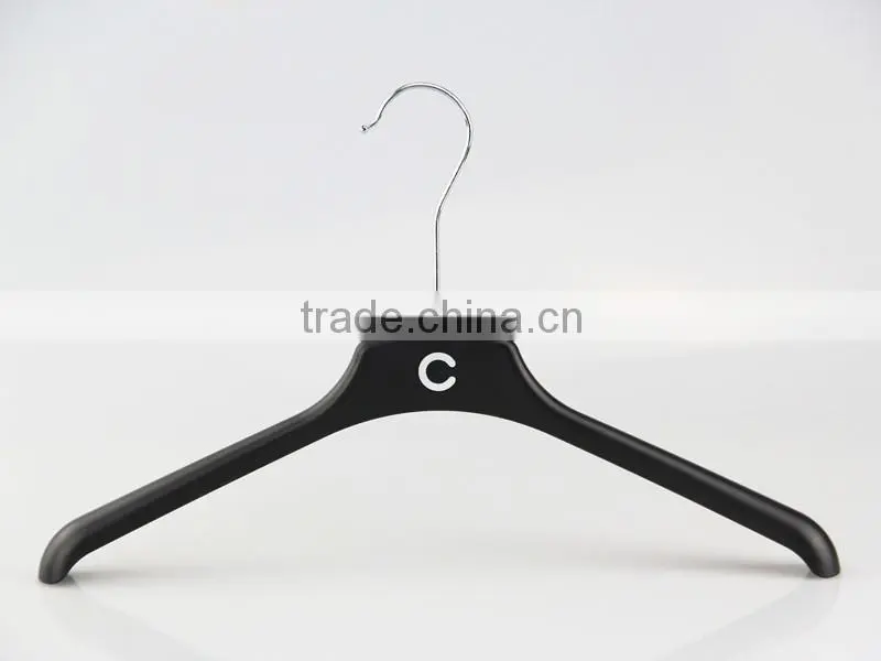 IMY-495 black plastic female hangers for ladies