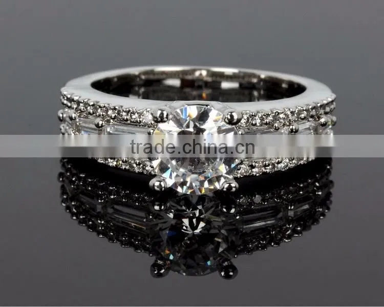 Jewelry Finding Top Quality Proposal Design Cubic Zircon Main Stone Engagement Ring