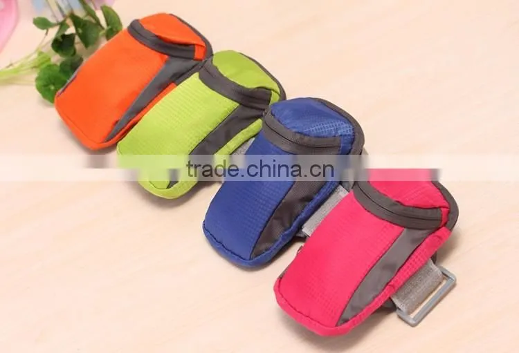 Waterproof outdoor sports 6 inch mobile phone arm bag