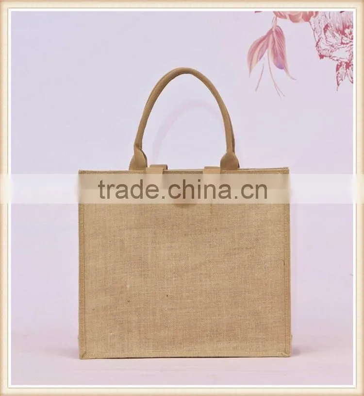 Double tote jute bag with pocket front