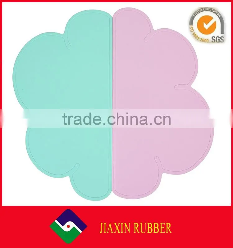 2017 New design silicone dinner placemat, waterproof baby mat for family use