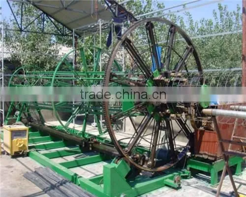 Concrete pipe steel cage welding machine with adjustment ratio of speed