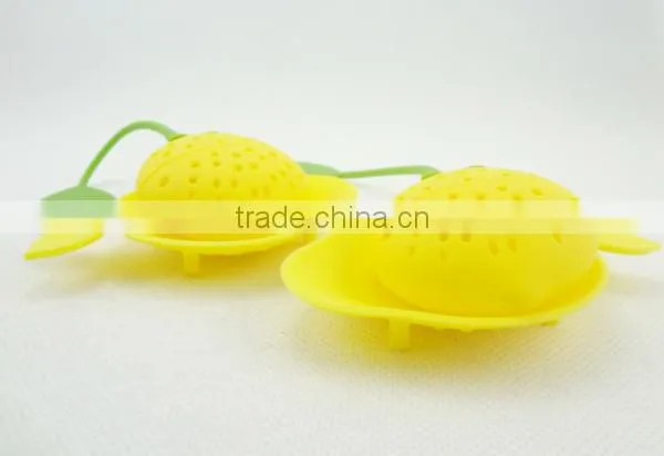 Super Cute Fantastic Strawberry Tea Infuser Design kitchen silicone strainer