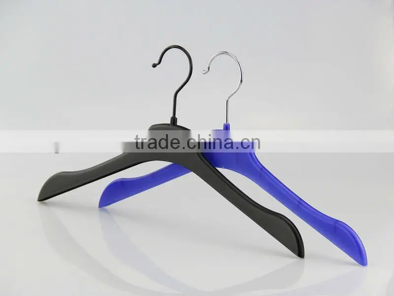 Slim black plastic hanger for T-shirt and blouse