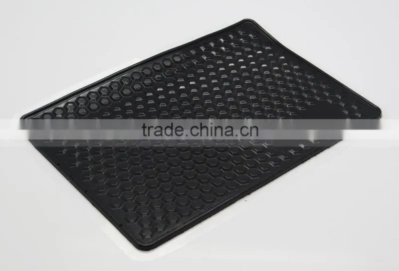 Customized Car Logo Sticky Pad Anti Slip Mat Car Dash Mat Grip Pad for Phone Holder Multicolor for Car Accessories