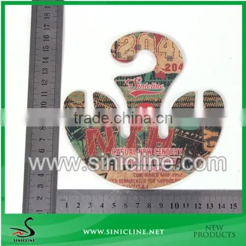 Sinicline Personalized cardboard shoe hangers