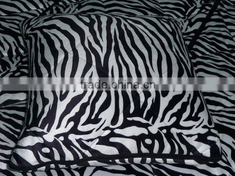 high quality and multi-functional cushion quilt