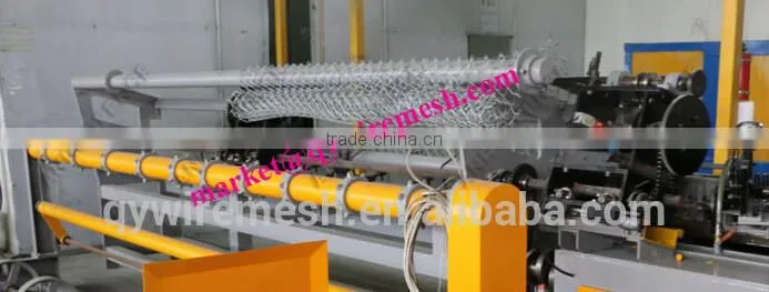 Alibaba Verified China Factory Popular Perimeter fence/Chain Link Fence top barbed wire/cyclone fence