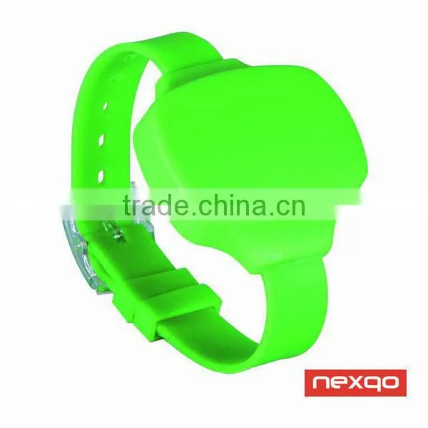 Active 2.4Ghz RFID Wristband Tag with low cost