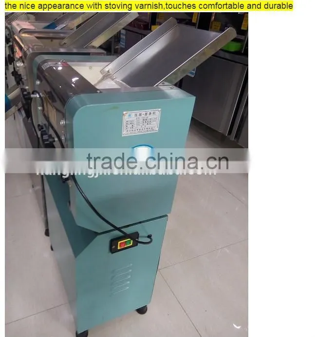 Strong dough pressing machine with noodle cutter
