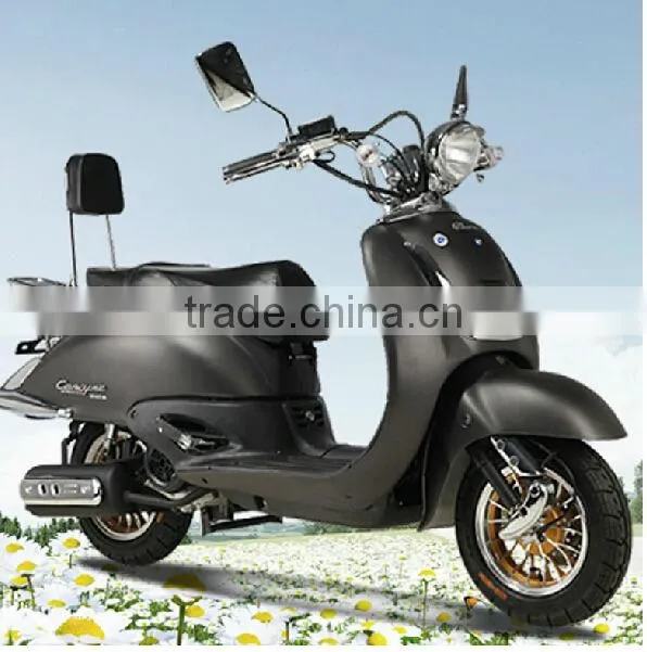 Hot Sale CE 125cc Gas Scooter ( QT-125)