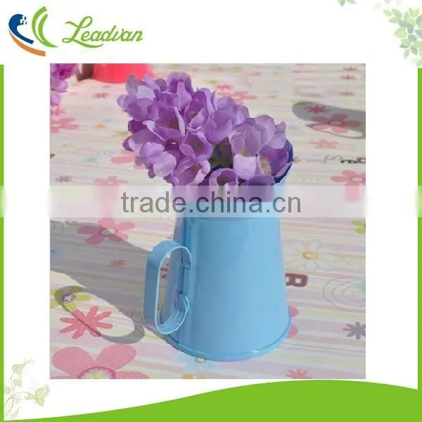 Small decorative cheap metal watering pots