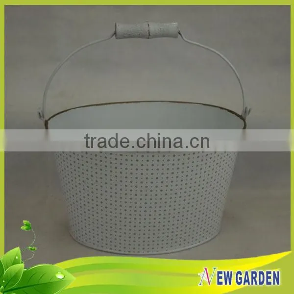 Waterproof Practical High Level White Indoor Hanging Plant Pots