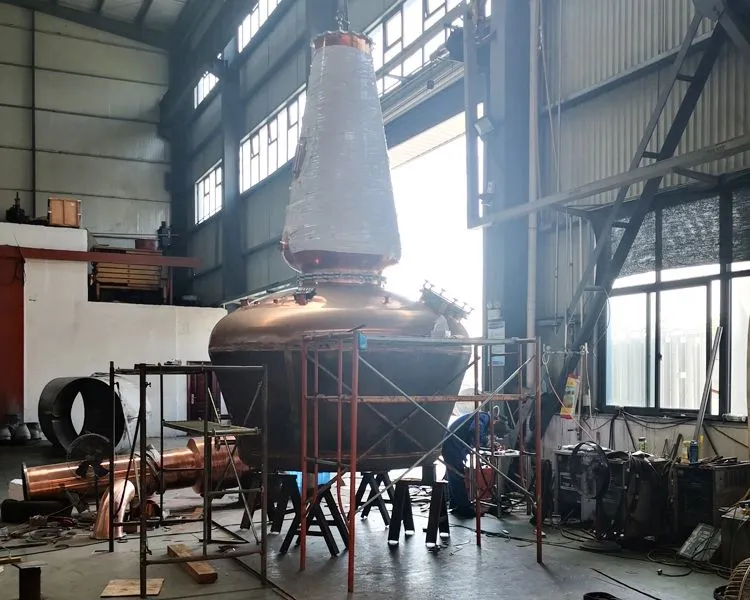Factory Genyond Wine Alcohol Distillation Equipment/moonshine Distillery/copper Distiller for Gin Vodka Brandy Whisky Rums