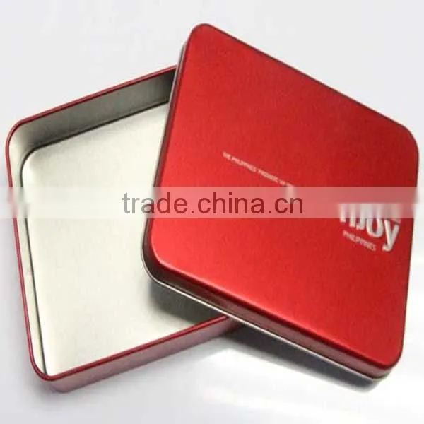 printed red rectangular game cards tin box