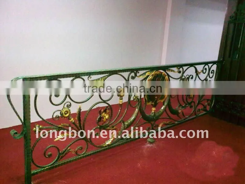 2015 Top-selling hand forged exterior iron fence
