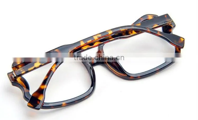 Cheap plastic novelty sunglasses