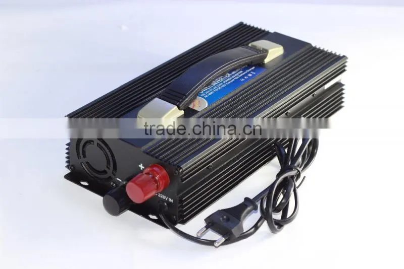 Car DC 12V to AC 220V Power Inverter Charger Converter for Electronic Hot Worldwide with charger