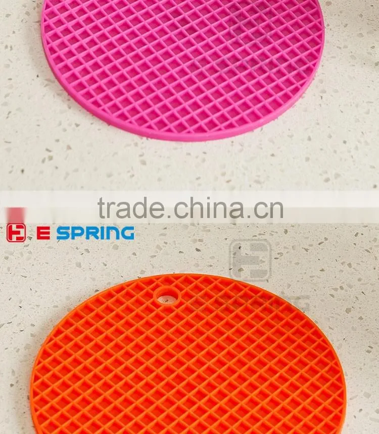 High quality Silicone hot pad/heat resistant silicone mat/silicone coaster