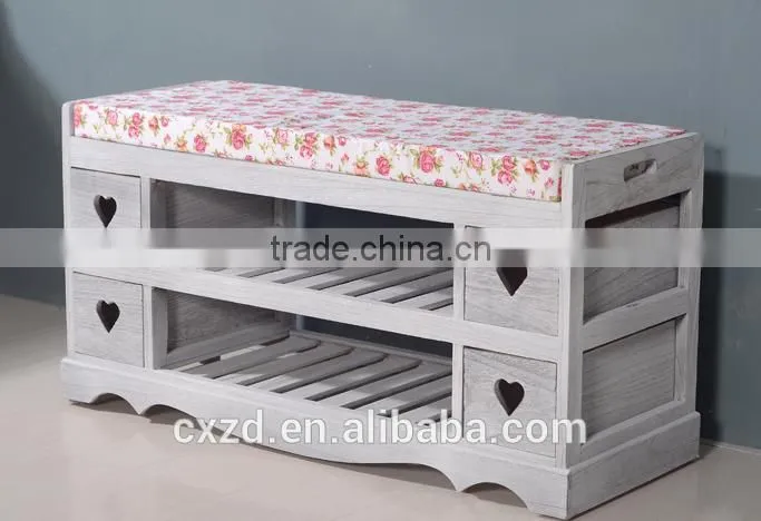 Solid wood with pads two layers of stool in shoes