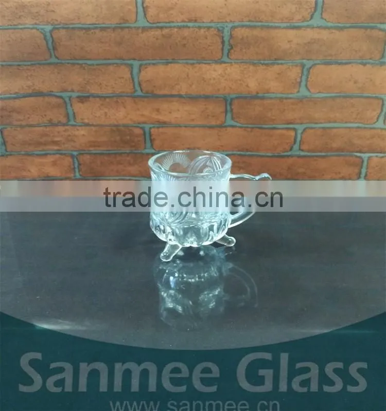 Cheap Tripodal Custom Embossed Beer Glass Mug