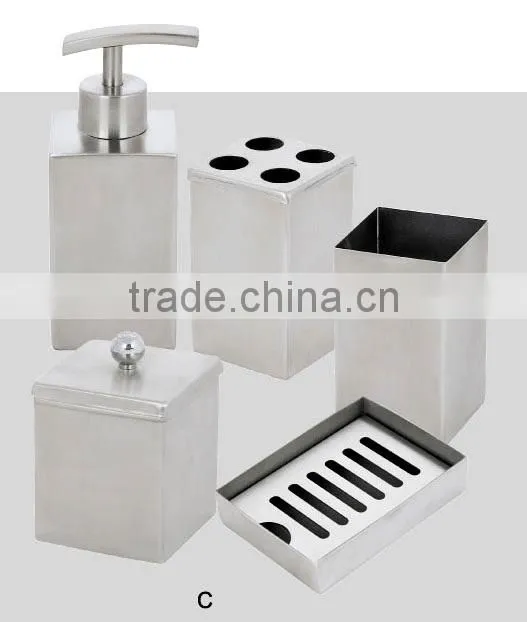 Bathroom set, set of FOUR (Gray)