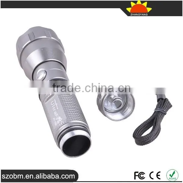 AT-700 XP-E LED 650 Lumens 3 Mode Button Switch LED Flashligth Torch